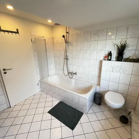 Apartment Schoene Mit Blick Ins Gruene Messenah Exhibition