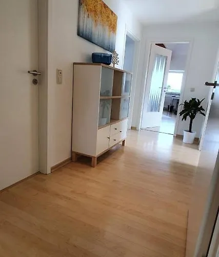 Appartement Schoene Mit Blick Ins Gruene Messenah Exhibition